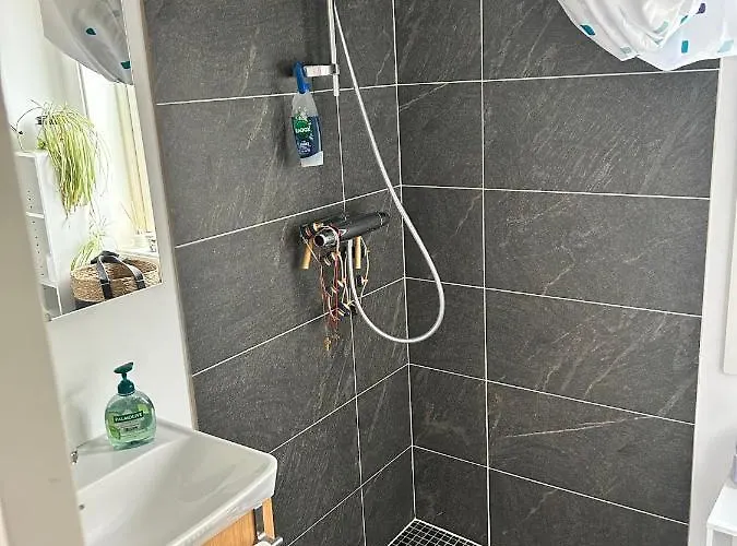 Проживание в семье Chezwise Eircode H91 Ff2k *